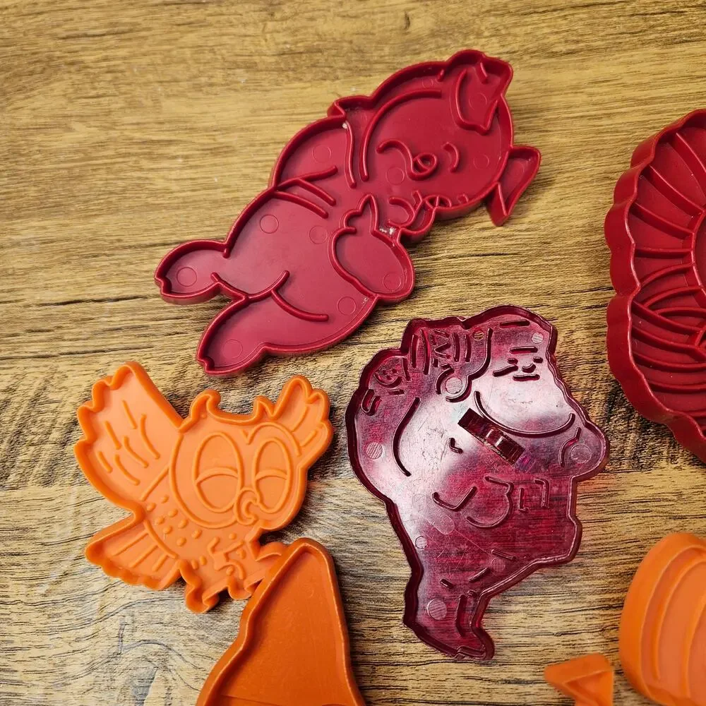 Impression Cookie Cutters Turkey Pig Owl Devil Santa Witch Castle Castle